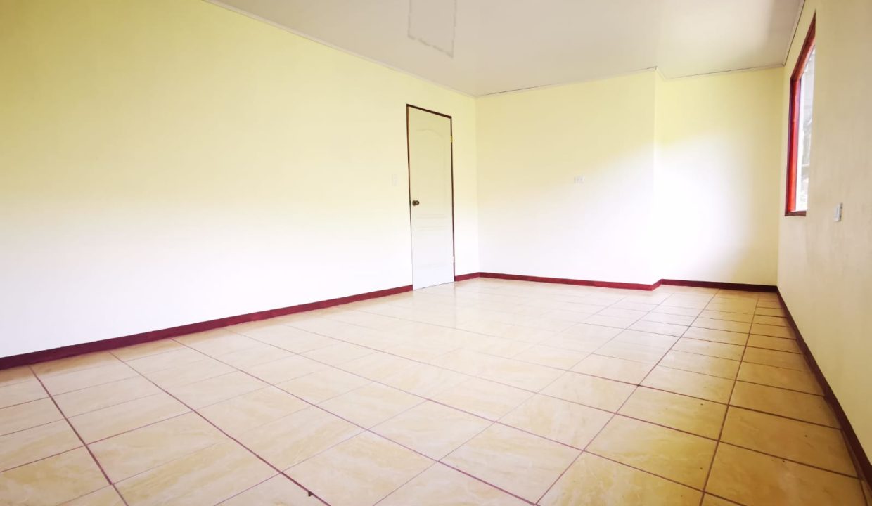1fee4304-2ef5-4eec-ae37-56669de603ab