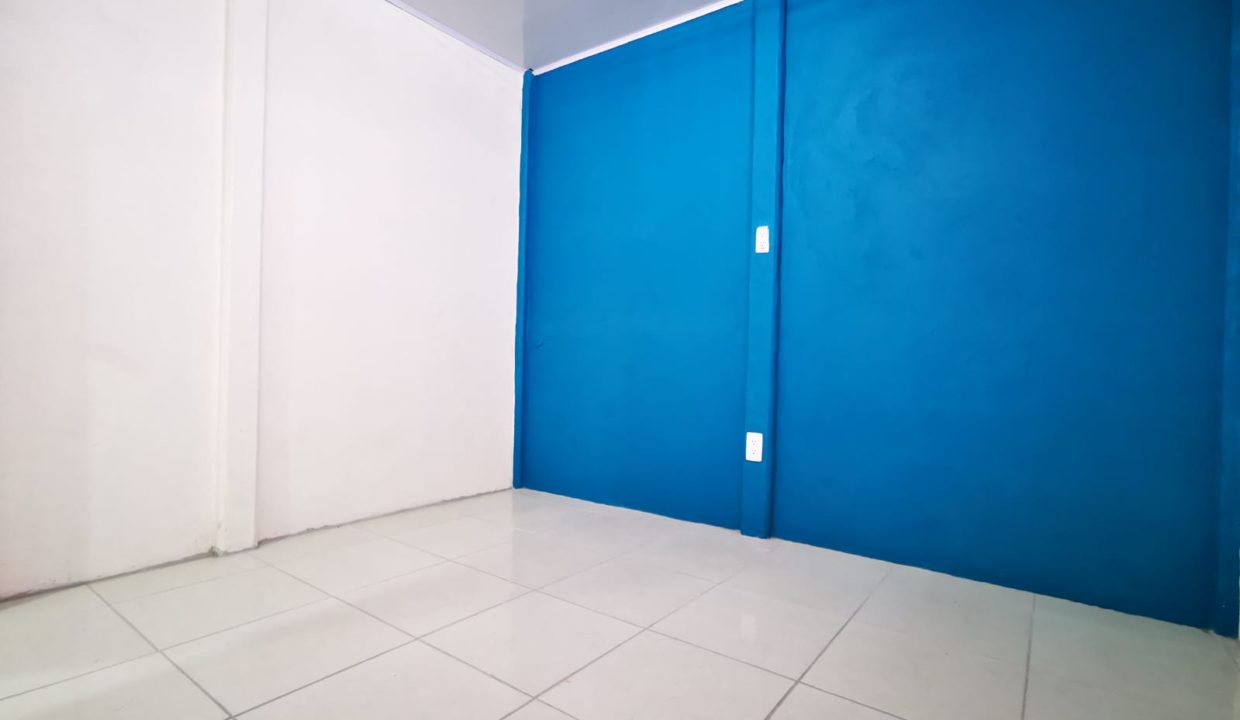 ea8f8f6d-8715-44e4-ad6c-53a37102424d