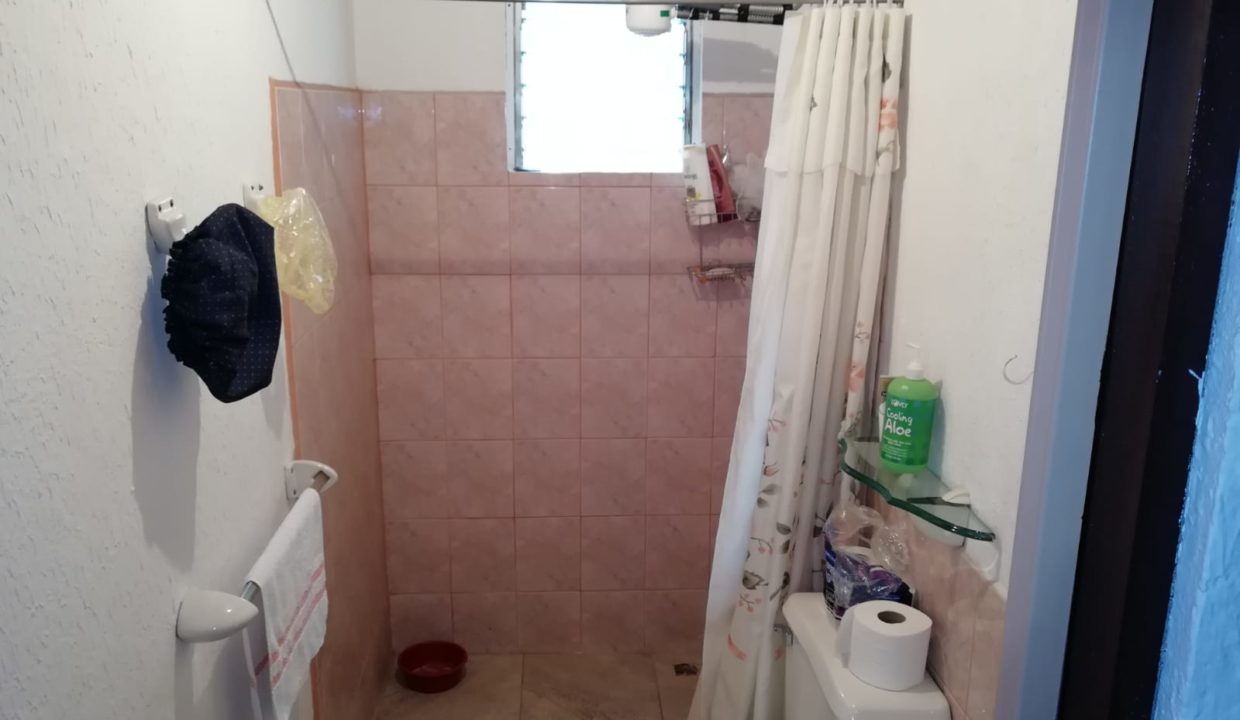 Baño cuarto principal